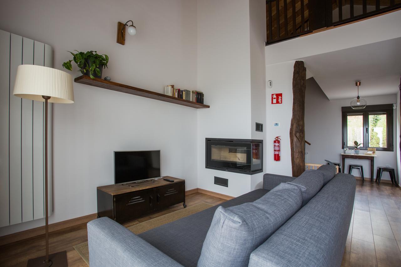 Os Feleitos Guest House Orellan Exterior photo